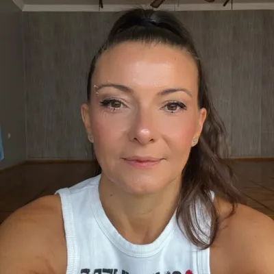 Esra Taner profile