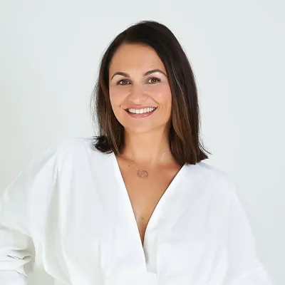 ESMERALDA ZAMORA profile