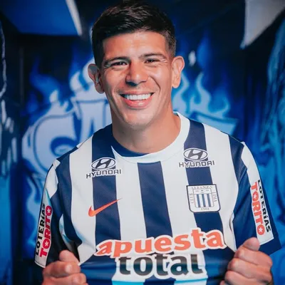 Esteban Pavez profile