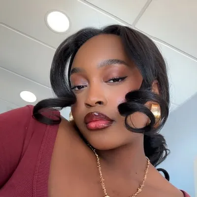 💮Estelle profile