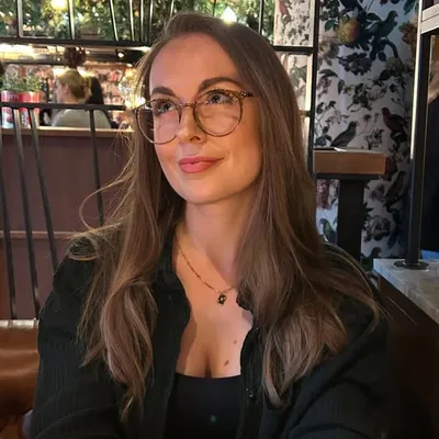 e. stefania profile