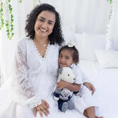 Helen Rocha | Mães em Reconstrução profile
