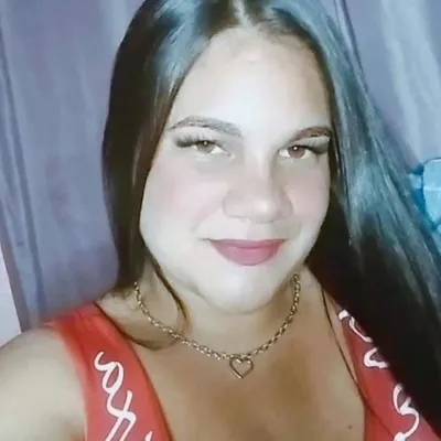 Luana Brito profile