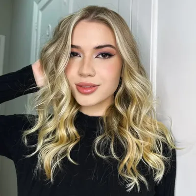 LAURA MANCINI profile