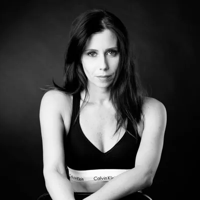 Eva H. Fernandes ✨ profile
