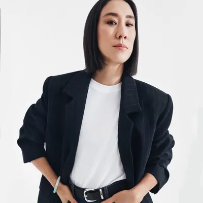 Eva Chen profile