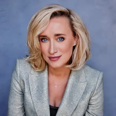 Eva Jinek profile