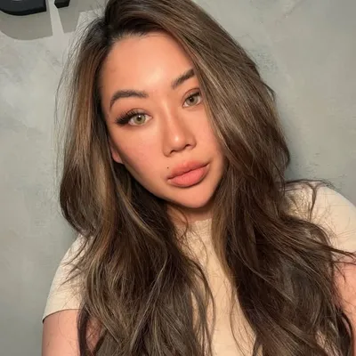 Eva Lam profile