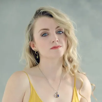 Evanna Lynch profile