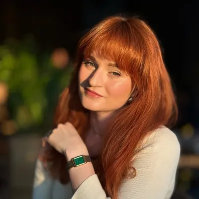 Eva Oman profile