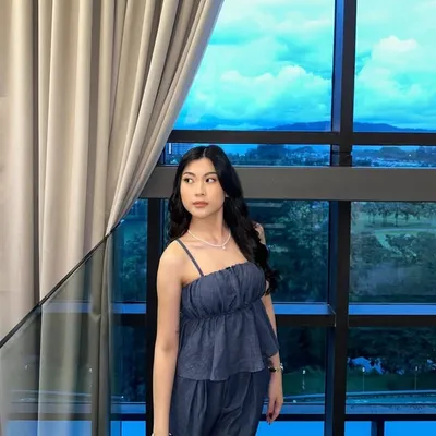 Eva Vanessa Js profile