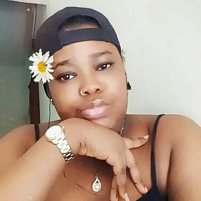 Evelyn Malik profile