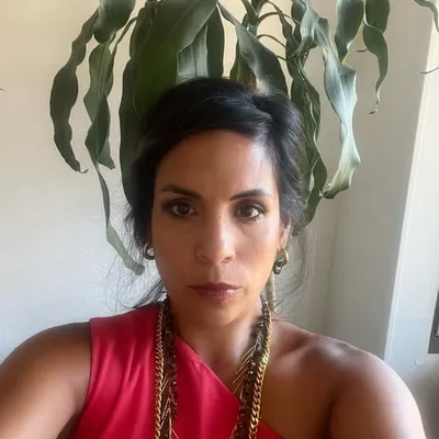 Evelyn Valenzuela profile