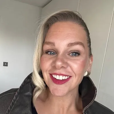 Jemma Linton ๐ธ profile