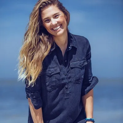 Evi Van Acker profile