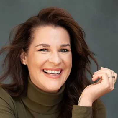 Eve Côté profile