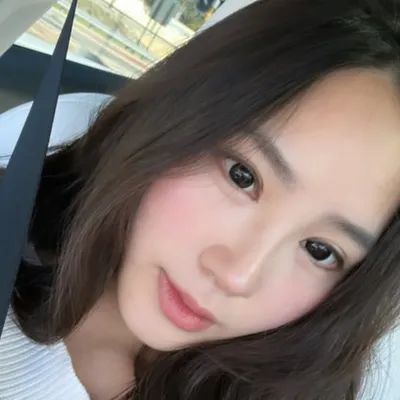 Evonne profile