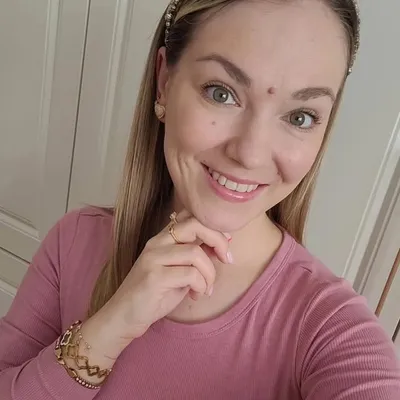 EWELINA profile