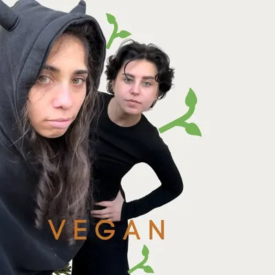 wiki & laura profile