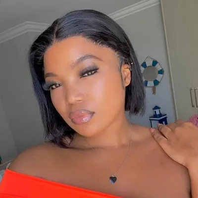 Eza Roxanne Plaatjie profile