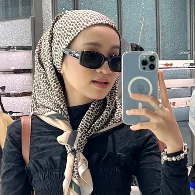 Ezreen Nabila profile