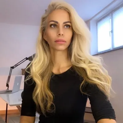 ᖴᗩᖇᗩᕼ ᗰᑌᕼᗩᑎᑎᗩ profile