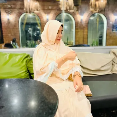 Fatema Abedin bombay/artist profile
