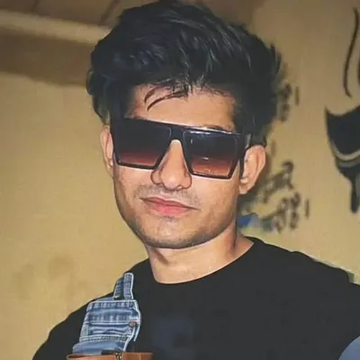 Shoeb Khan profile