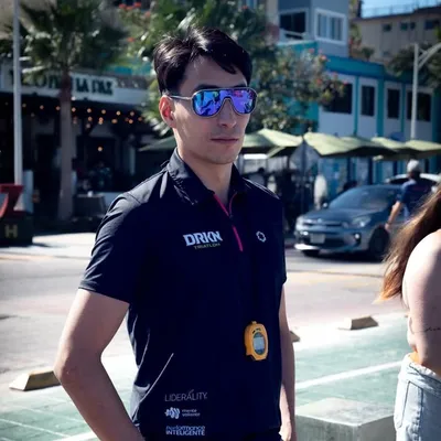 Fabian Villanueva | Triatleta elite | Entrenador profile