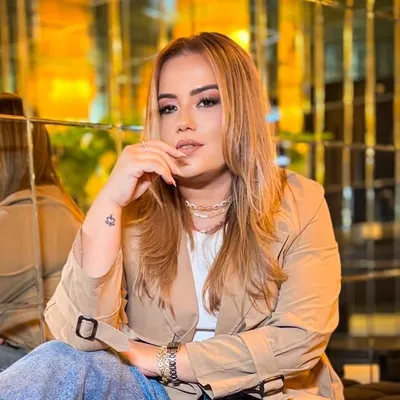Faby Falcão | Jornalista de Moda profile