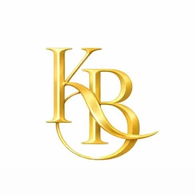 Komal Bhatnagar| Nail Artist | Makeup Artist profile