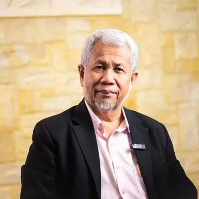 Mohd Fadzilah Kamsah | Tok Abah profile
