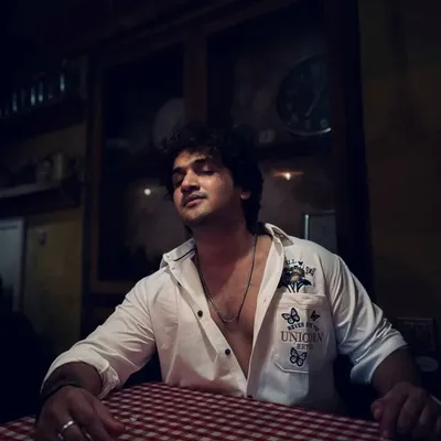 Faisal Khan profile