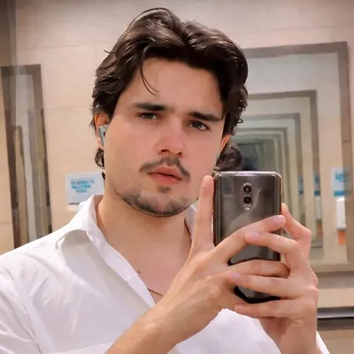 🇮🇳 فیض صدیقی profile