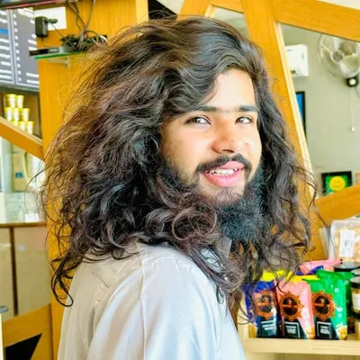 Faizaan Gulzar profile