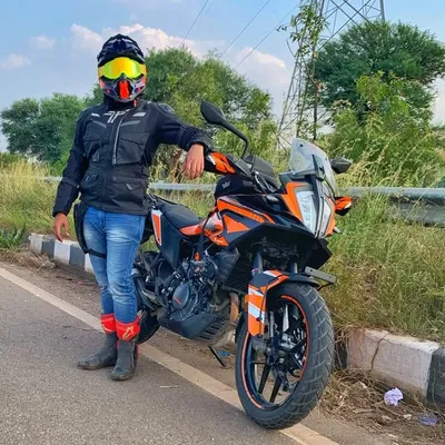 Juvan Thomas | Designer | custom bike builds profile