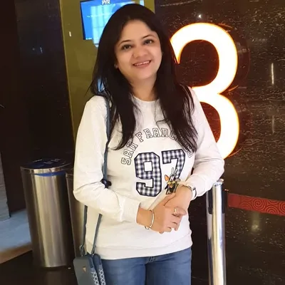 Falguni Shah | Bridal Makeup Artist profile