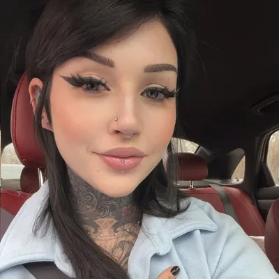 ๐ญ๐๐ profile