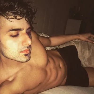Sam_thehottest profile