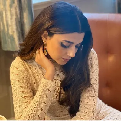 NIMRAT KHAIRA profile
