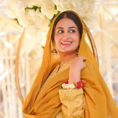 Farah Iqrar profile