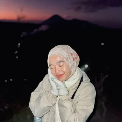 FARAH DILLA | profile