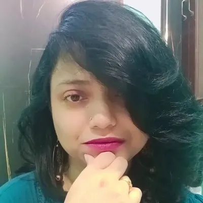 farah profile