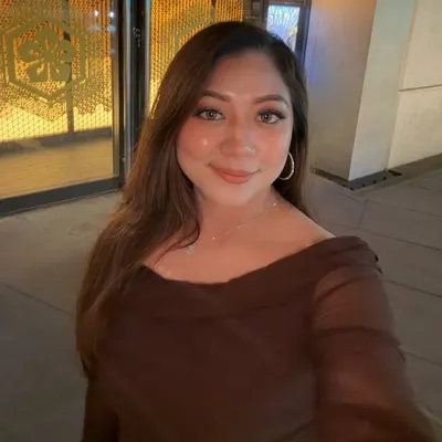 Farah Nadia profile