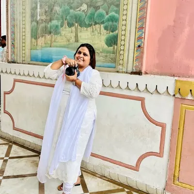 Farha Shaikh profile