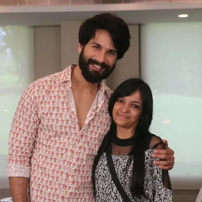 Farha ♡ (Shahid's Gulabooooo⛄🧿) profile