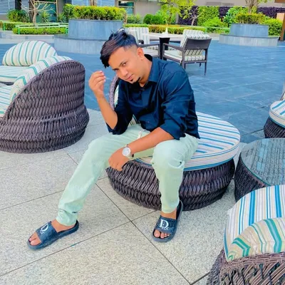 Sahil Khan profile