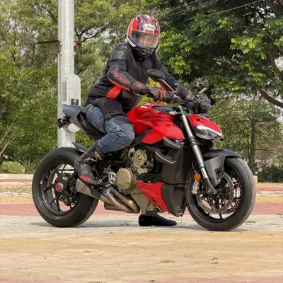 Farhan Khan profile