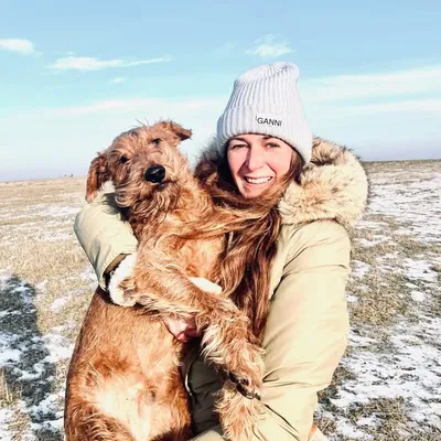 Farina Hochschild profile