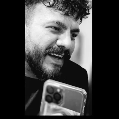 Farshad Afshari profile